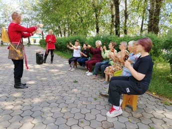 Мастер-класс на тему «Искусство игры на деревянных ложках»